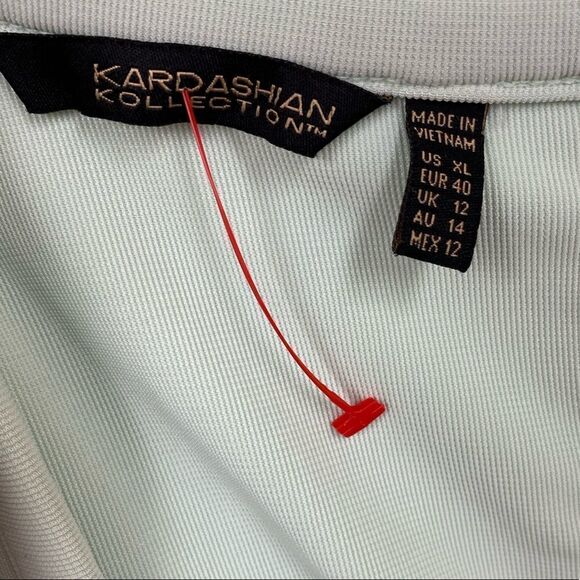 Kardashian Kollection Spearmint Cut Out Body Con Dress‎ - Picture 5 of 8